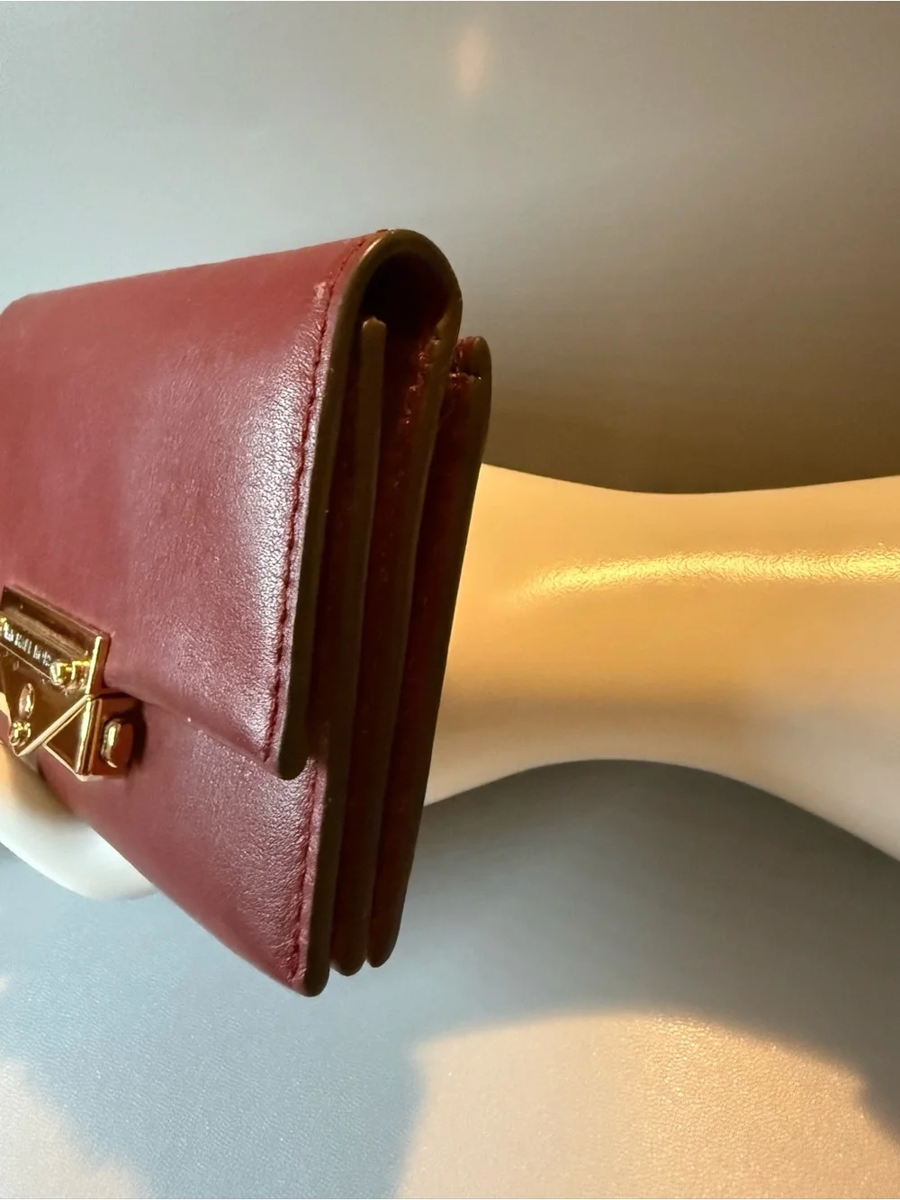 Michael Kors Burgundy Leather Tri-Fold Wallet Gold Turn Lock Coin Pocket 🖤